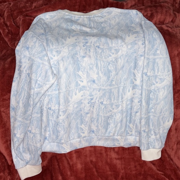 Boys lie MEGAN BLUES MANHUNT
CAMO CREWNECK - Picture 8 of 8